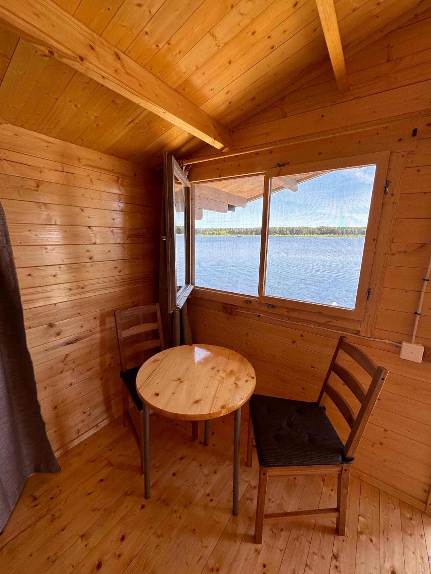 Сasa de vacaciones Floating Camp House