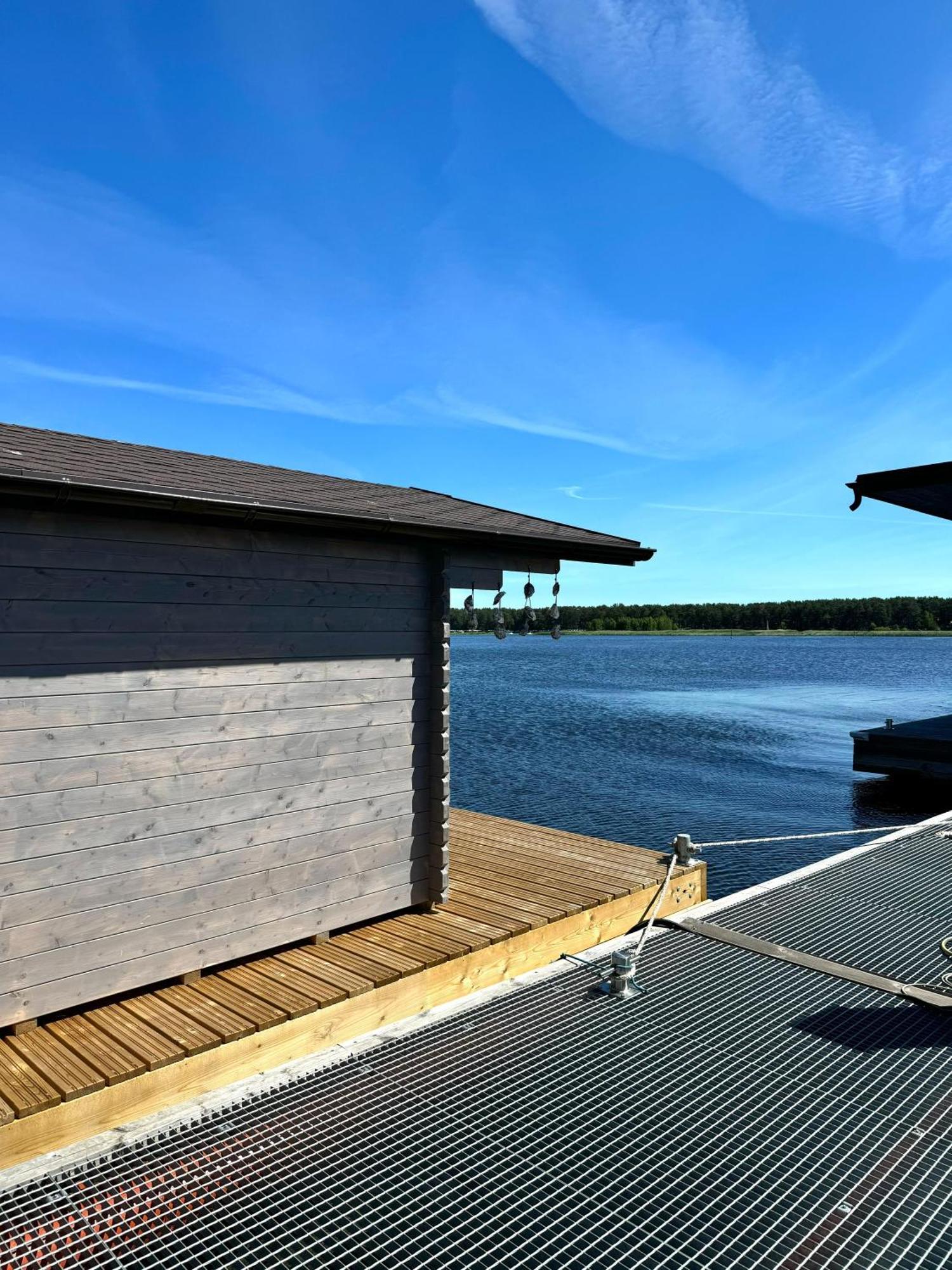 Floating Camp House Jūrkalne